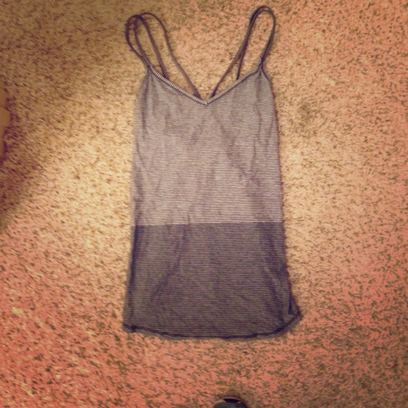 Lululemon grey workout tank