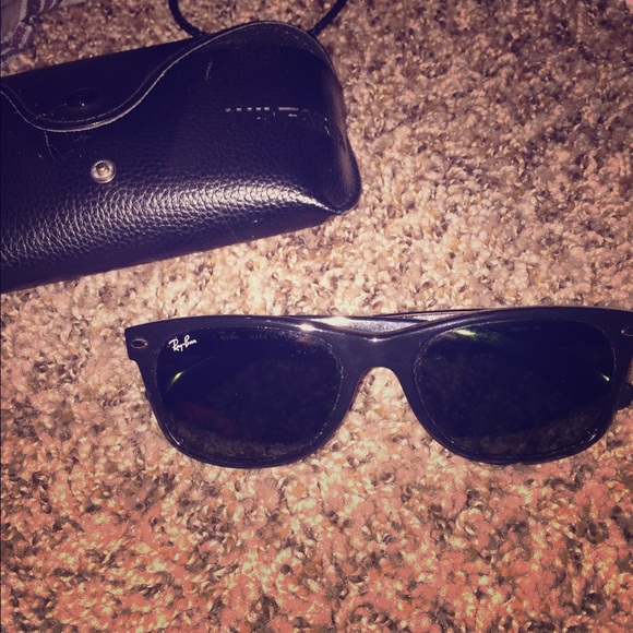 real rayban wayfarer sun glasses,