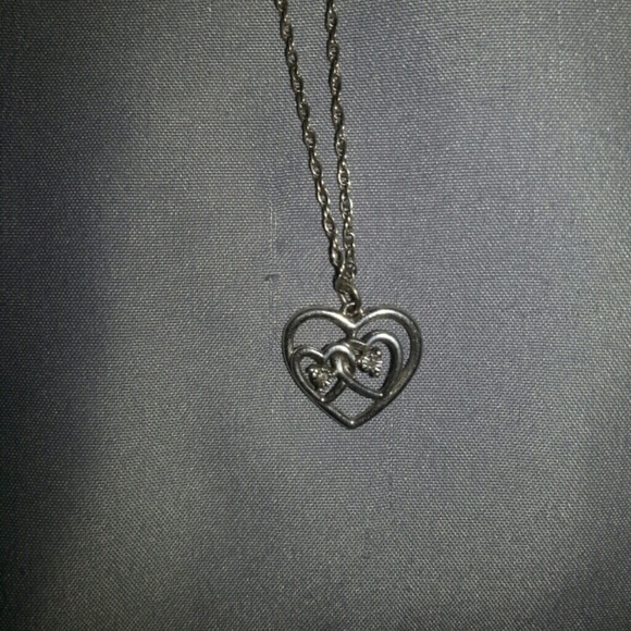 Two hearts in one diamond necklace - Picture 2 of 2