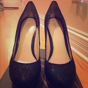 Black Sparkle pumps