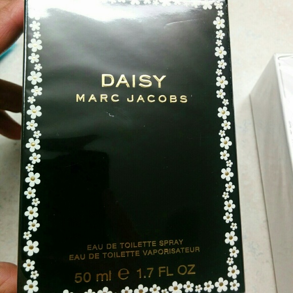 New in box Marc Jacobs Daisy perfume 1.7 fl oz