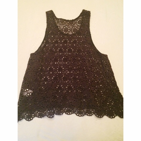 Urban outfitters crochet top - Picture 2 of 3