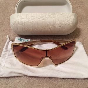 Sunglasses with case