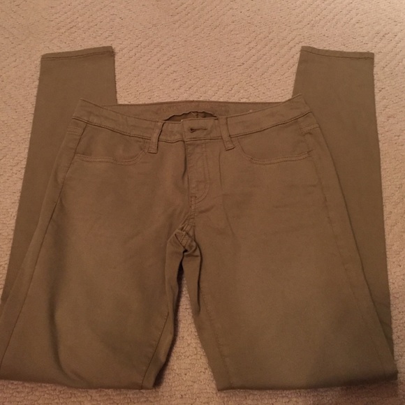 Kaki Jeggings!