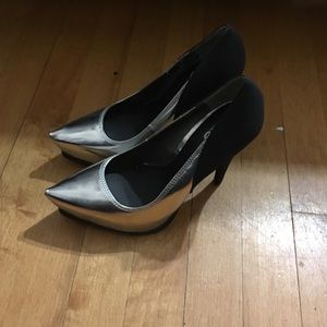Brand new circus by Sam Edelman