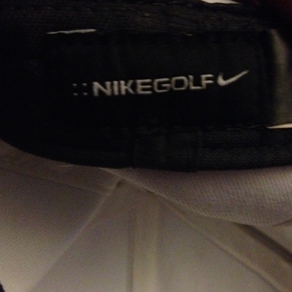 Nike hat - Picture 3 of 3