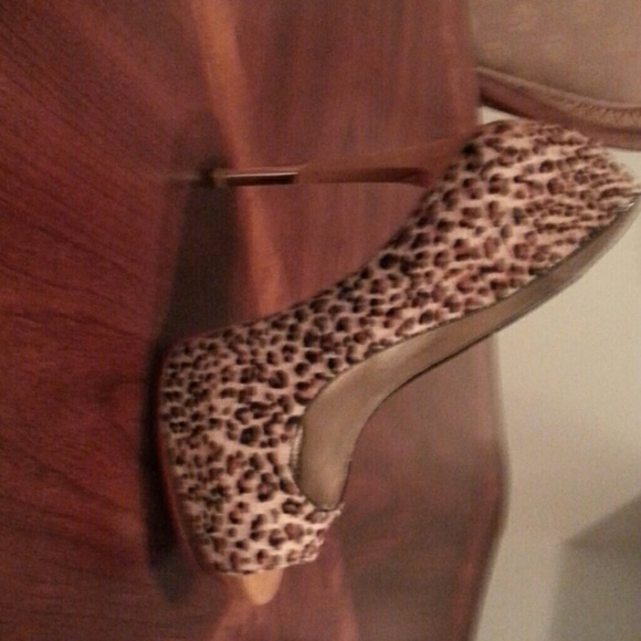 Shoes - Picture 2 of 2