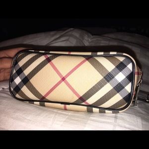 Burberry pouch
