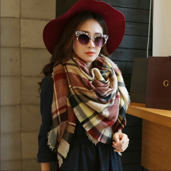 Brown Blanket Scarf