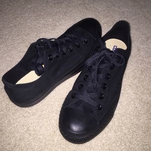 New all black converse
