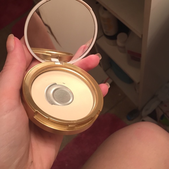 SOLD Too Faced Candlelight - Picture 2 of 4