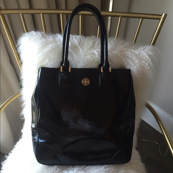 tory burch patent tote