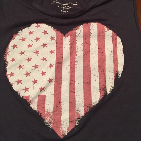 Crop top - Picture 2 of 2