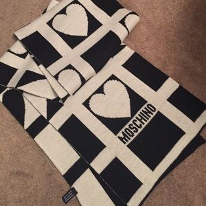 MOSCHINO Scarf