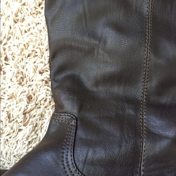 Brown Riding Boots - Picture 3 of 4