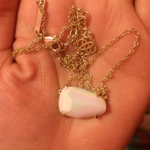 iridescent white isla