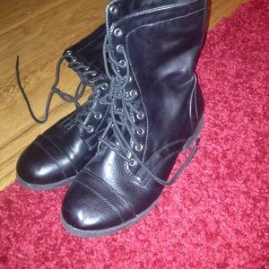 WORN ONCE MINT COND. COMBAT BOOTS