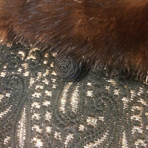 🚫SOLD🚫 1960's fur collar suit - Picture 4 of 4