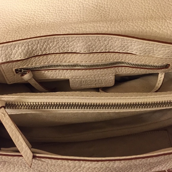 Michael Kors Purse - Picture 3 of 4