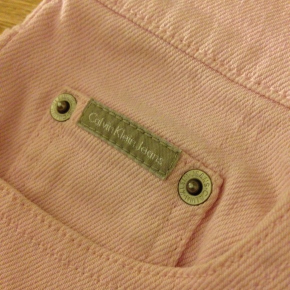 Calvin Klein shorts - Picture 3 of 3