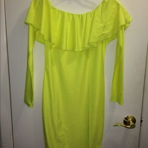 BRAND NEW Fun yellow dress!