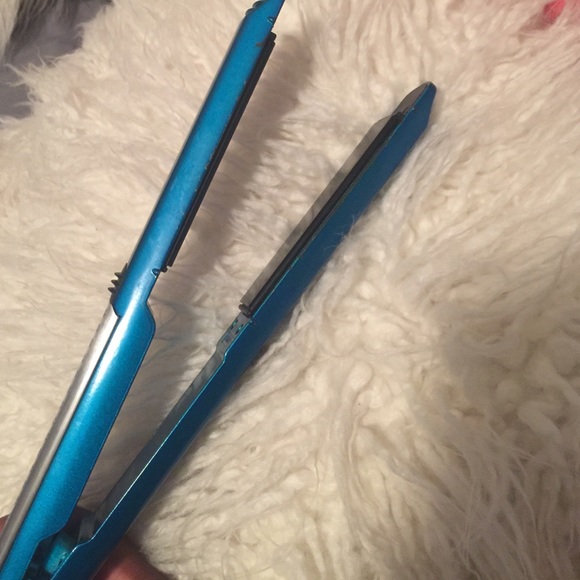 Conair Infinity Pro Straightener - Picture 3 of 3