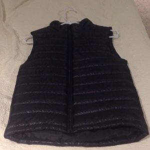 H and m sleeve less jacket