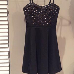 Sexy chic dress!