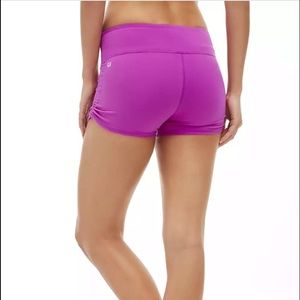 Fabletics Dili short (activewear)