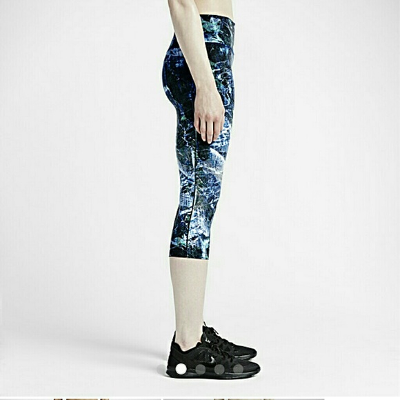 BNWT Nike legendary engineered marble tights XL - Picture 2 of 4