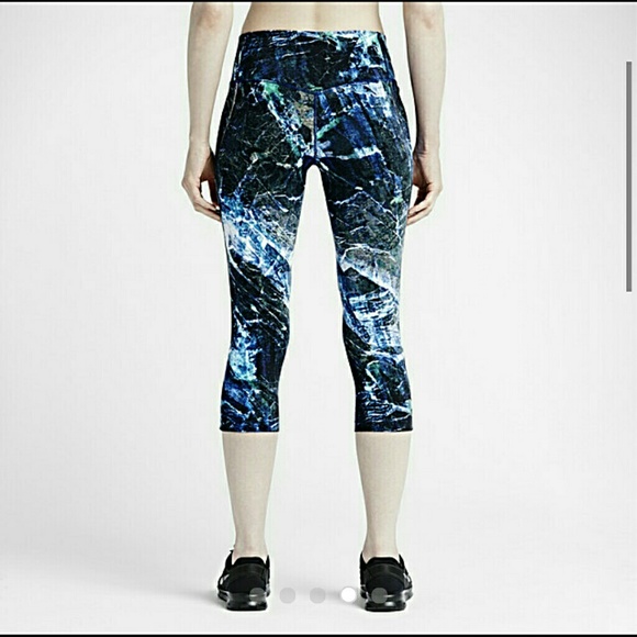 BNWT Nike legendary engineered marble tights XL - Picture 3 of 4