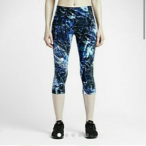 BNWT Nike legendary engineered marble tights XL