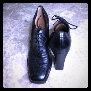 Frank Sarto leather booties size 8 worn 2 times