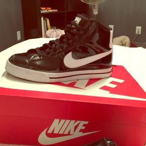 Nike High Tops sz. 10