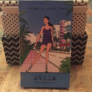 Stila "Striking in South Beach" Pallet