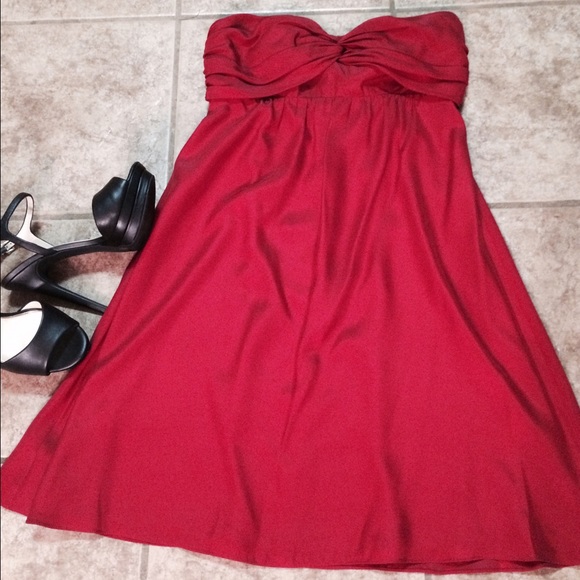 Limited size 2 red strapless dress! Hello NYE 💋!