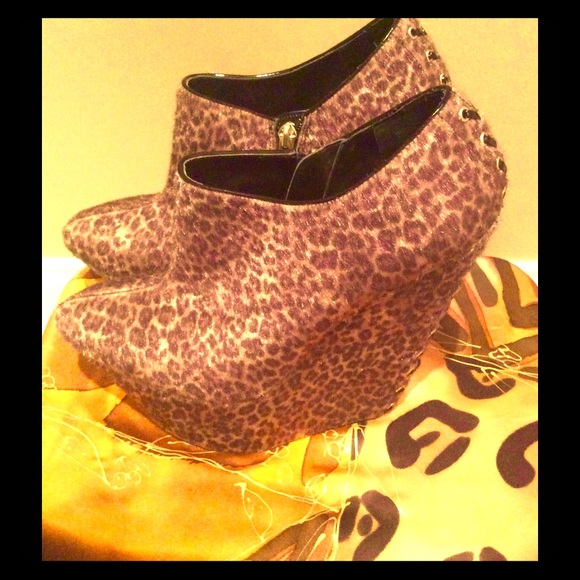 Wild Pair Ladies Shoes