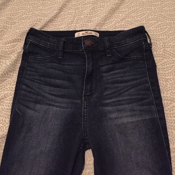 Hollister high rise jeggings!