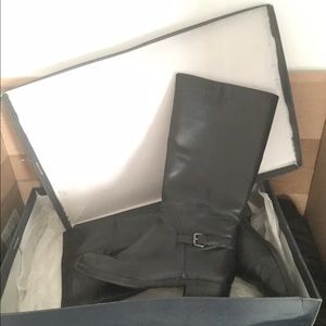 Never Worn Black boots