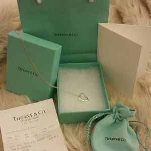 🌹 NWOT Tiffany & Co. Open Heart Pendant🌹