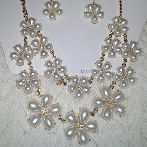 Daisy Earring & Necklace Set