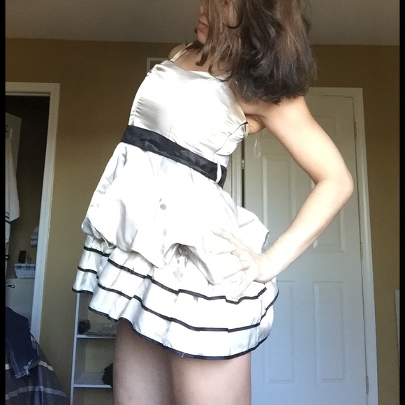 Forever 21 "Alice in Wonderland" inspired dress