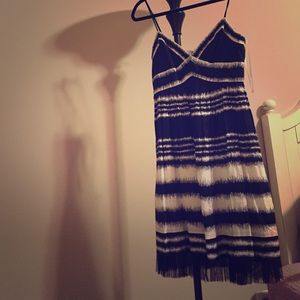 BCBG cocktail dress in black and white (Size 4)