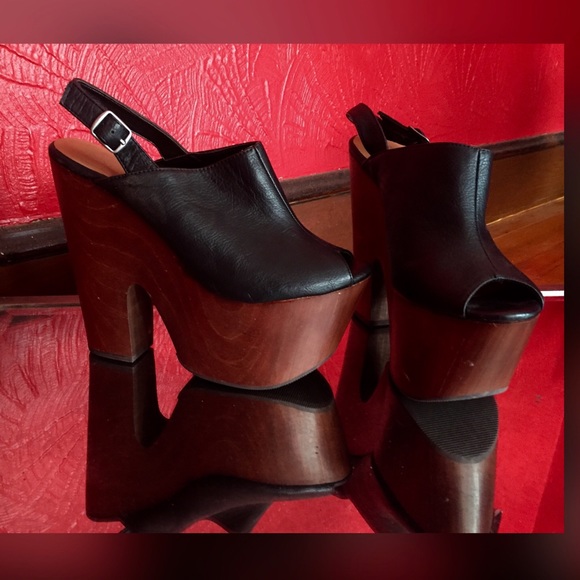 Nasty Gal Shoe Cult Leather Wooden Wedges NWOT - Picture 2 of 3