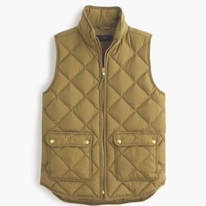 J crew excursion quilted down vest!