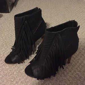 Joes fringe heels