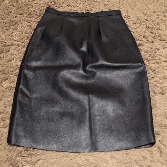 Leather skirt
