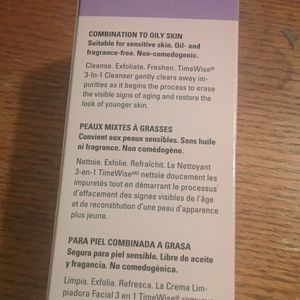 Mary Kay 3-in-1 facial cleanser