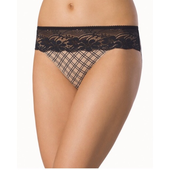 Soma vanishing edge with lace