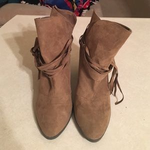 Dottie Couture Heeled ankle Booties